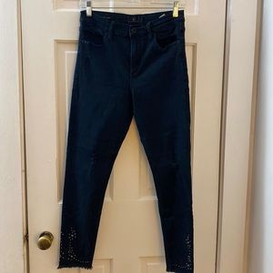 Black distressed Lucky Brand jeans